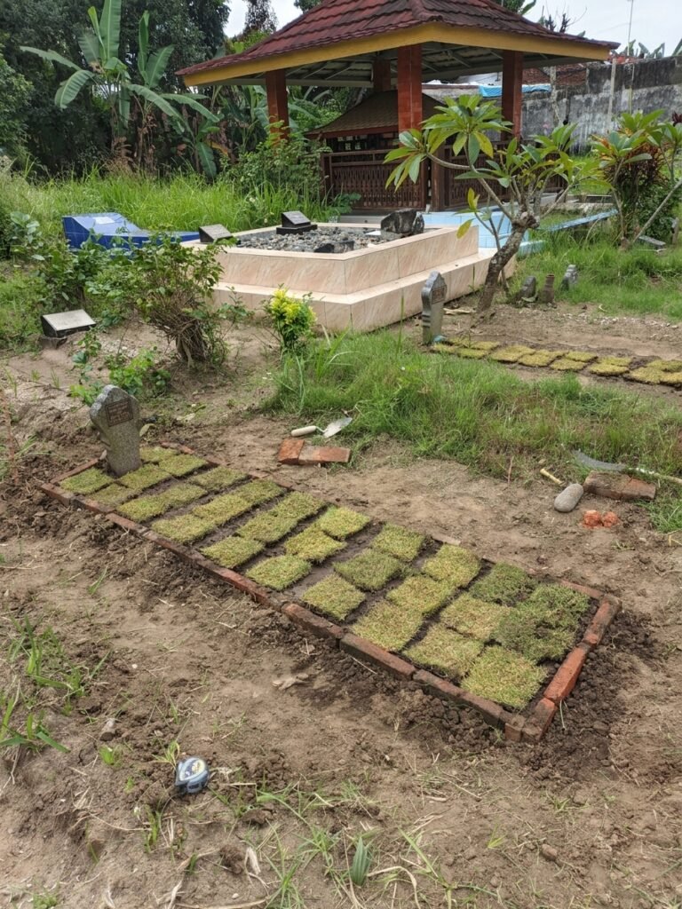 Kondisi makam sebelum dirawat